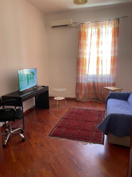 Nice Flat In Furio Camillo Rome Exterior photo